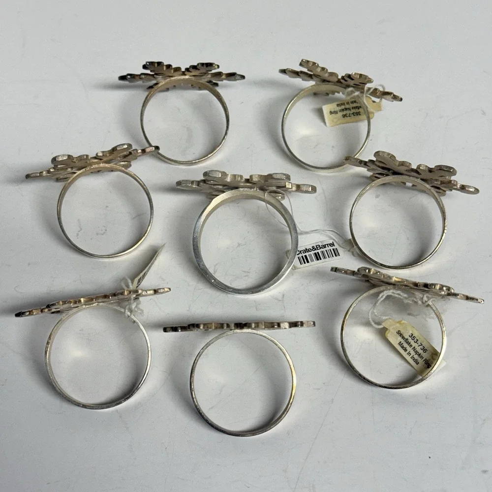 Vintage Crate & Barrel‎ Snowflake Napkin Rings Silver Plated Lot of  8